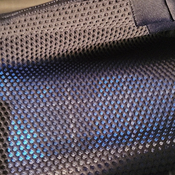 ADIDAS x Stella McCartney Hooded Running Pullover - Picture 9 of 9